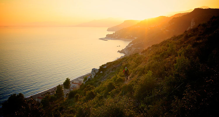 EWS Round #7 // Ultima tappa a Finale Ligure