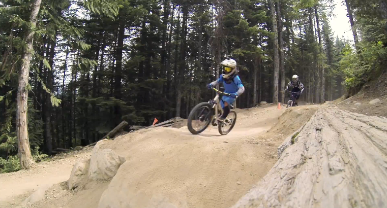 Jackson Goldstone: il bambino di 10 anni che gira per GoPro