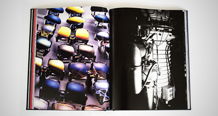 Oakley: 220 pagine che raccontano una storia