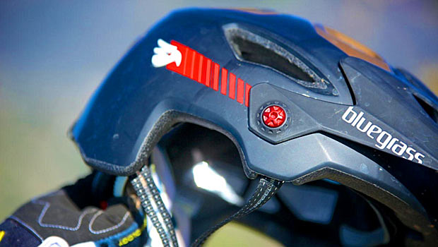 Bluegrass // Golden Eyes HES | La nostra valutazione