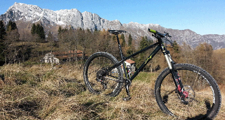 CLOG: l’Enduro Hardtail made in Italy by ELK Cycles