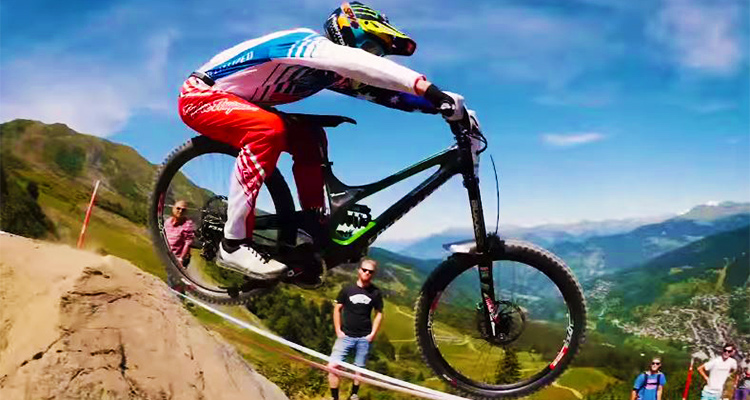 Inside Specialized – il recap di una grande stagione downhill