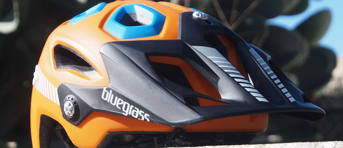 Casco: Bluegrass // Goldeneye | La nostra valutazione
