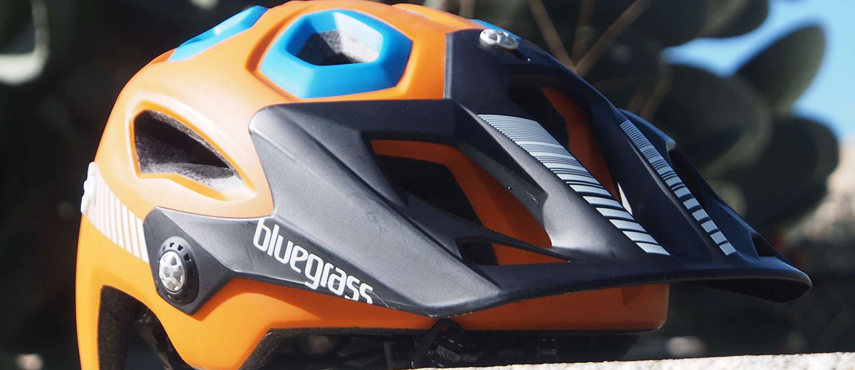 Casco: Bluegrass // Goldeneye | La nostra valutazione