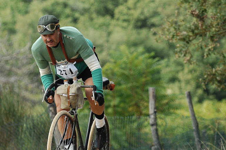 Santini ed Eroica: una partnership, due linee di abbigliamento