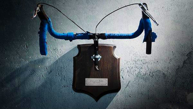 I ciclisti non sono un trofeo