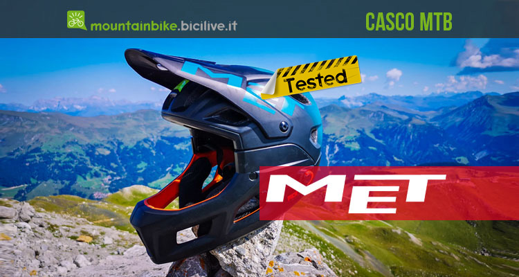 Il test del casco da enduro MET Parachute MCR con mentoniera rimovibile